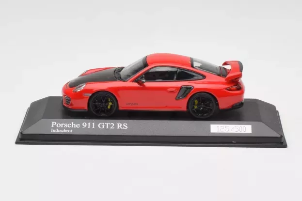 Minichamps Porsche 911 997-2 Gt2 Rs 2010 Black Wheels 1:43 400069407